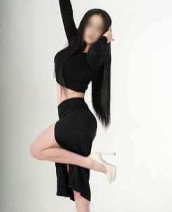 Жасмин Выезд, 27