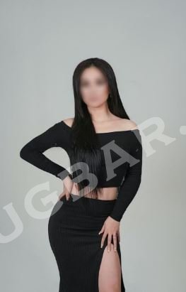 Жасмин Выезд, 27